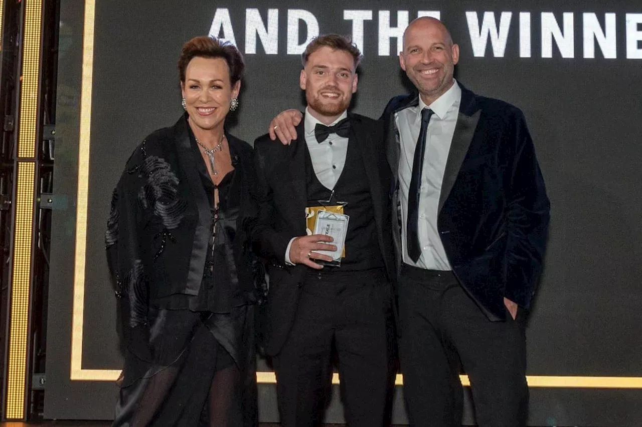 Sam scoops Yorkshire Choice Young Entrepreneur of the Year award