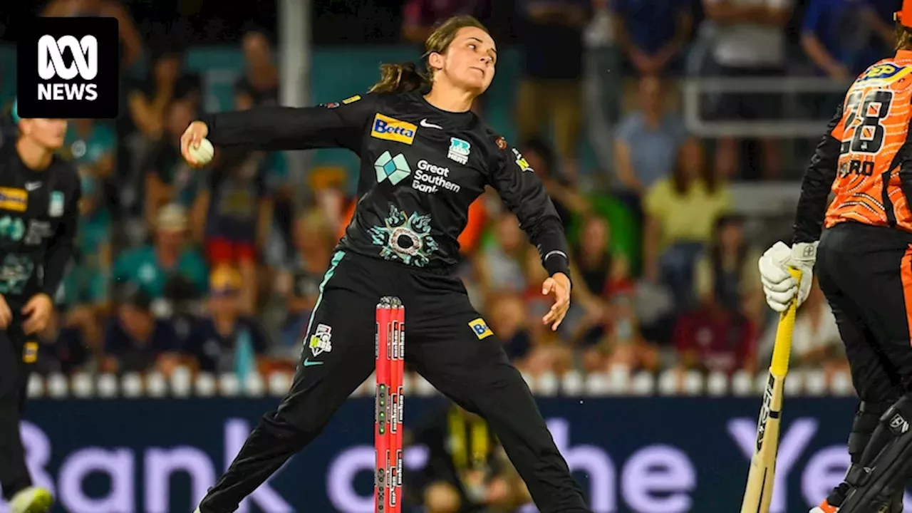 Cricket Sydney Sixers sign star Brisbane Heat allrounder Amelia Kerr