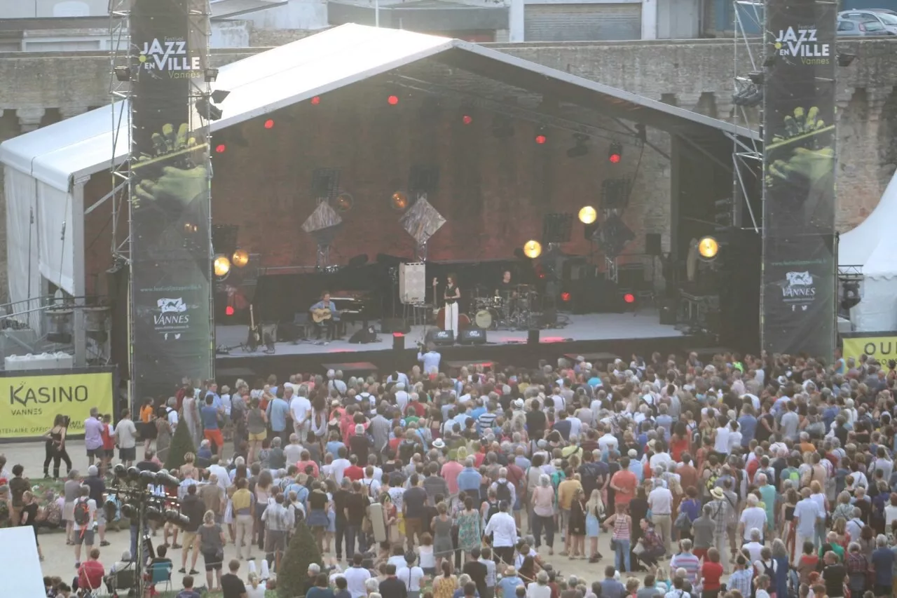 Quelle est la programmation estivale de Vannes Echos Jazz, remplaçant de Jazz en Ville ?