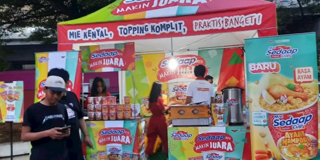 Malamnya Bola, Nobar Timnas Indonesia vs Filipina Makin Nikmat Dengan Hadirnya Mie Sedap