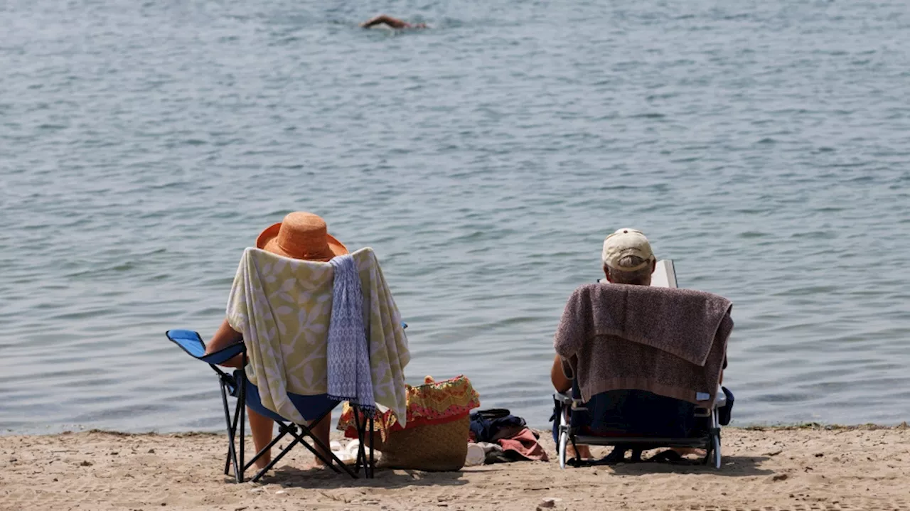 Canadians can expect above-seasonal temperatures this summer