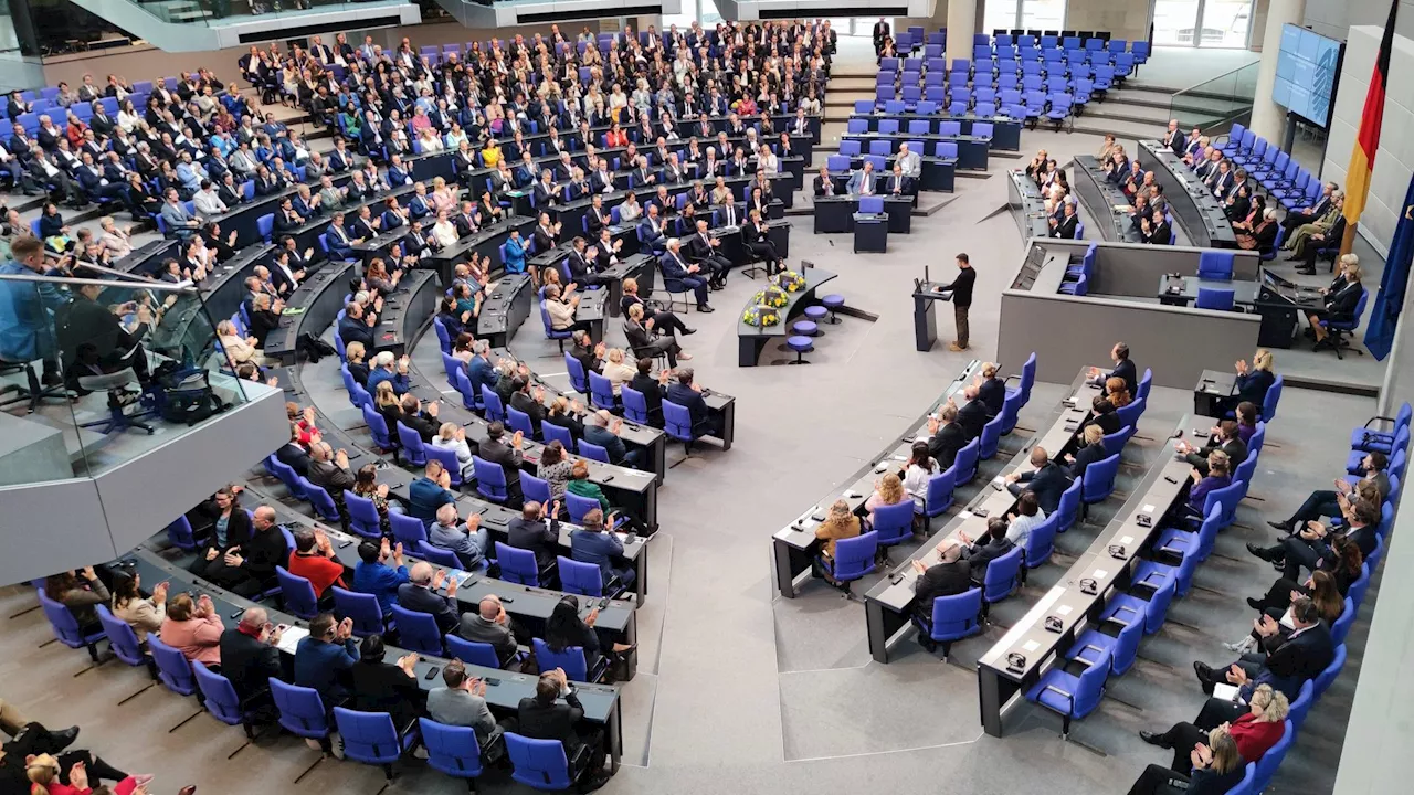 Große Teile der AfD und BSW-Abgeordnete boykottieren Selenskyj-Rede im Bundestag