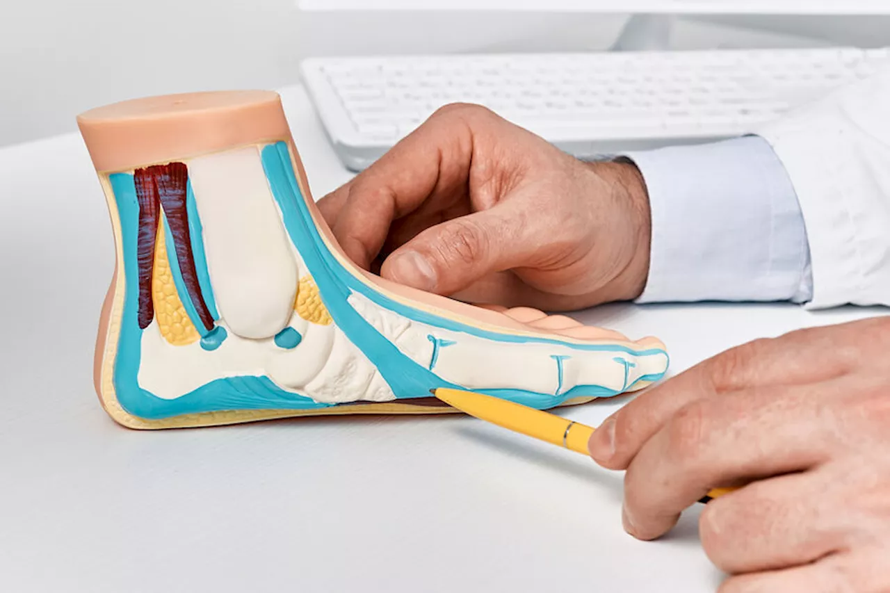 Врач развеяла самые популярные мифы о плоскостопии