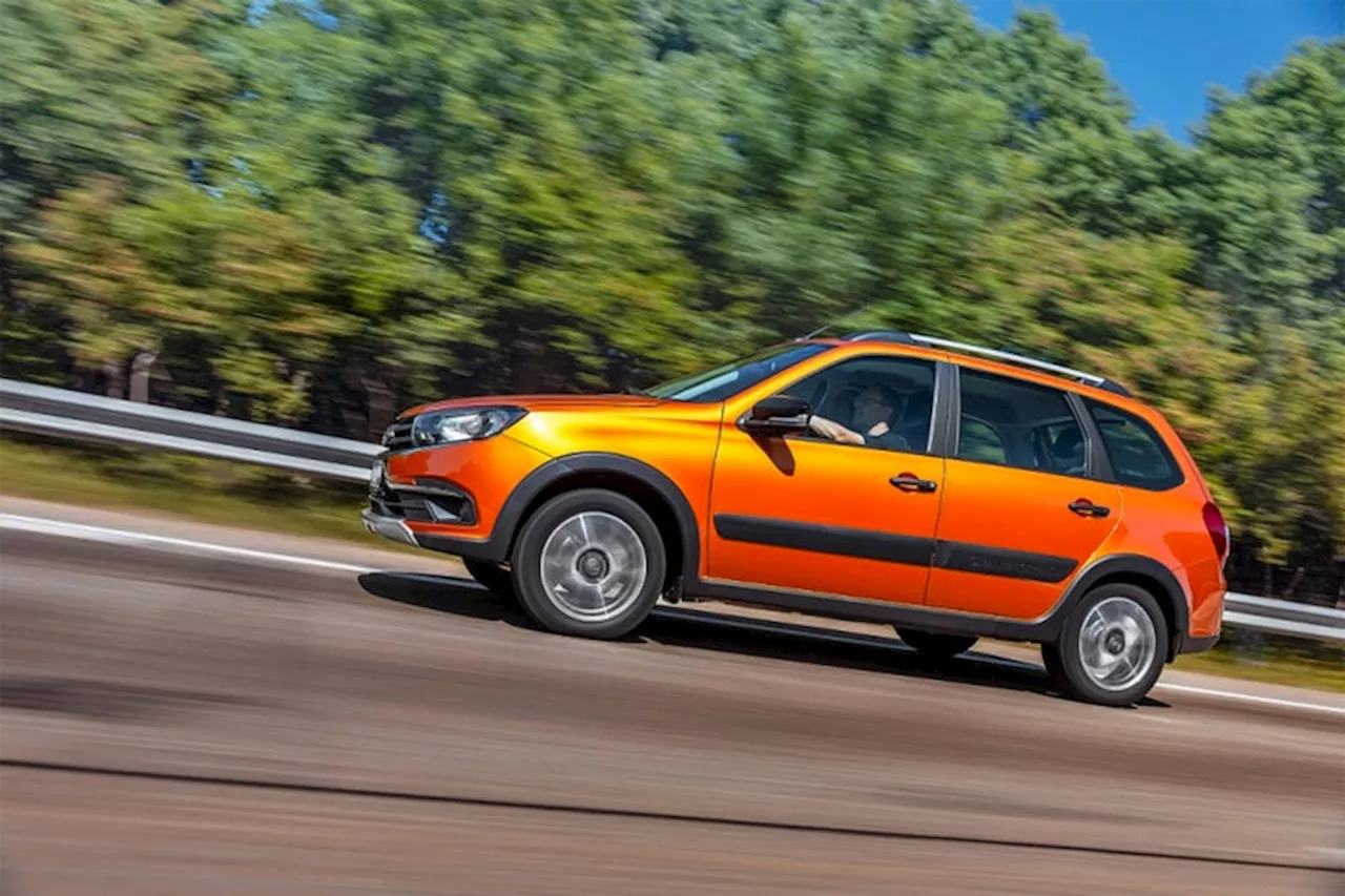 Дилеры начали получать универсалы Lada Granta Cross