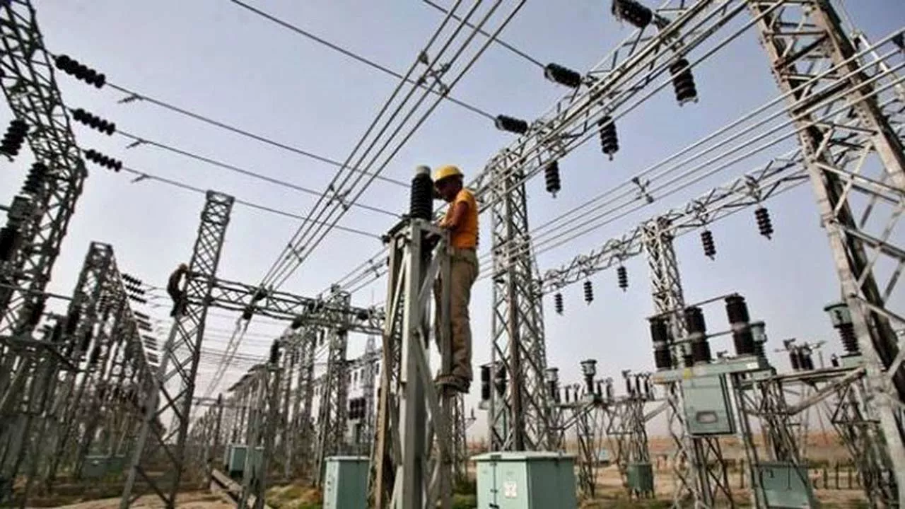 Power crisis deepens as GenCos receive 4.7% of invoiced amount