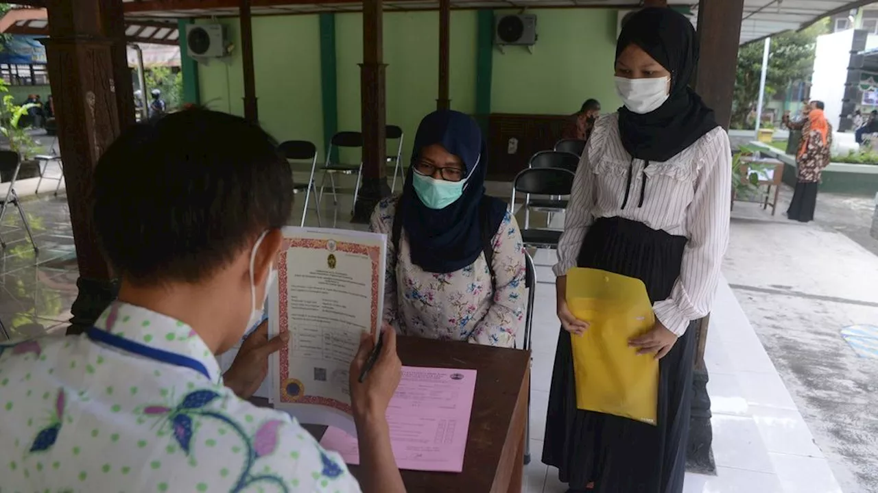 Peminat Besar, Pendaftar PPDB SMA/SMK di Jabar Melebihi Kuota