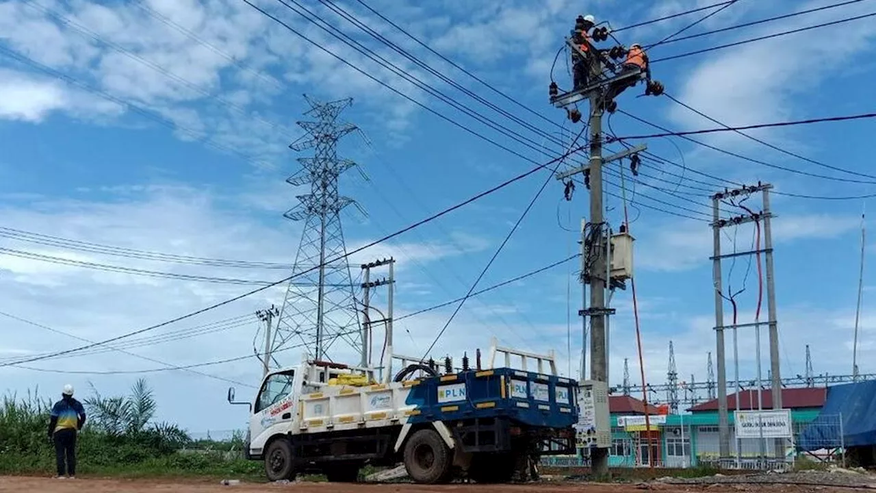 What are PLN's strategic steps to prevent recurring electricity disruptions in Sumatra?