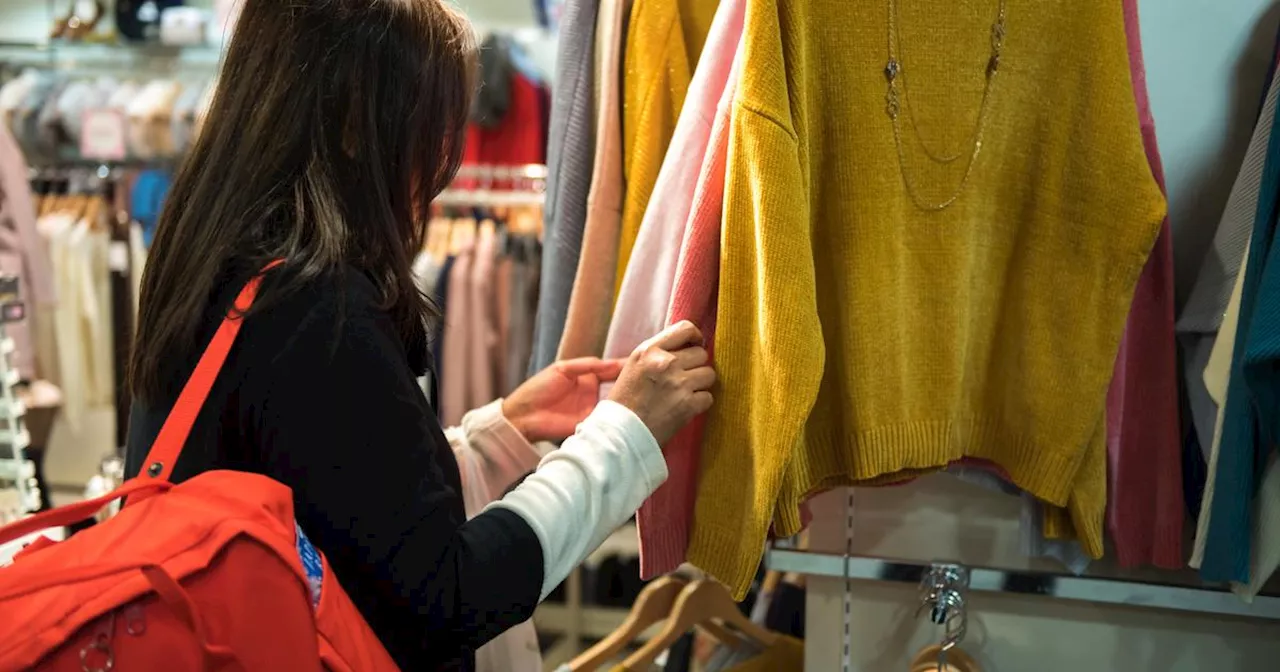 Le marché de l’habillement en baisse, chaque Français a acheté 39 pièces en 2023