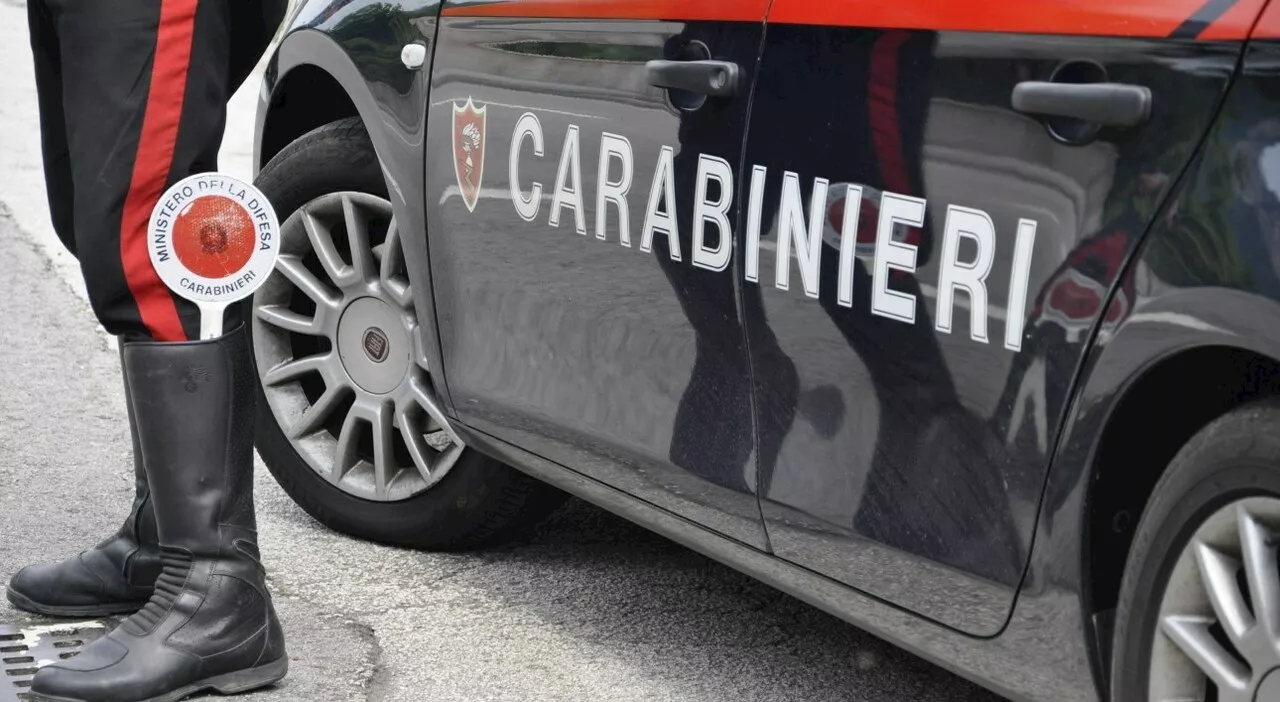 Omicidio a Modena, uccide la moglie e va in caserma con il cadavere nel furgone