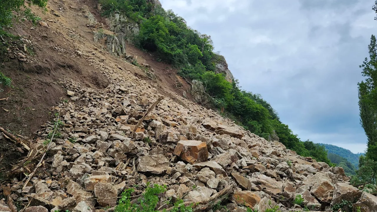 Aggsbach-Dorf: Nach Steinlawine erschwert Regen die Arbeiten