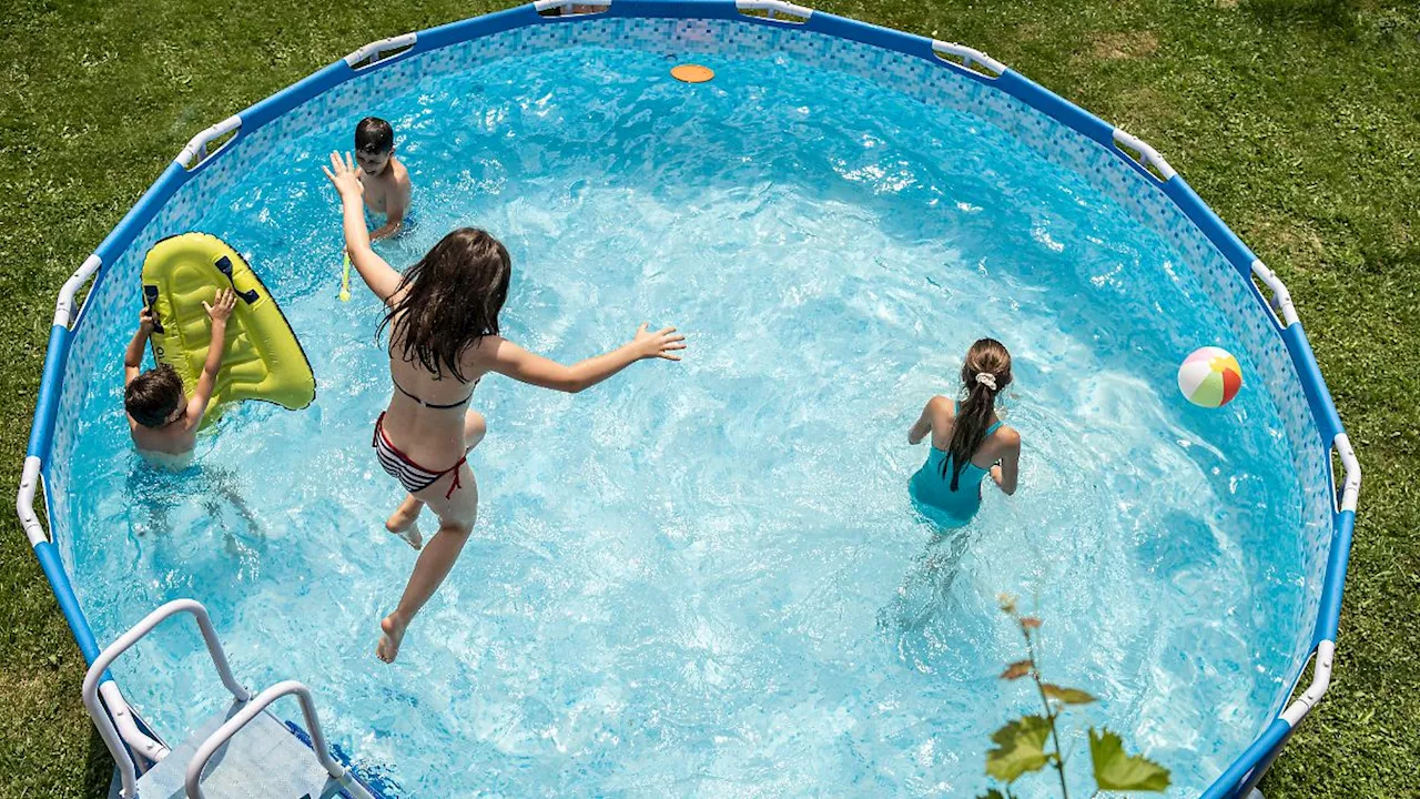 Planschen im Garten: Pool kaufen: Mit diesen Tipps geht der Spaß nicht baden