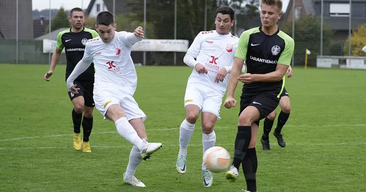 Fußball: Der VfL Theesen Ist Die Nummer Eins In Bielefeld ...