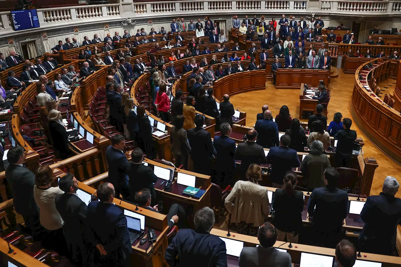 Parlamento aprova proposta para 25 de Novembro passar a ter comemorações na Assembleia da República