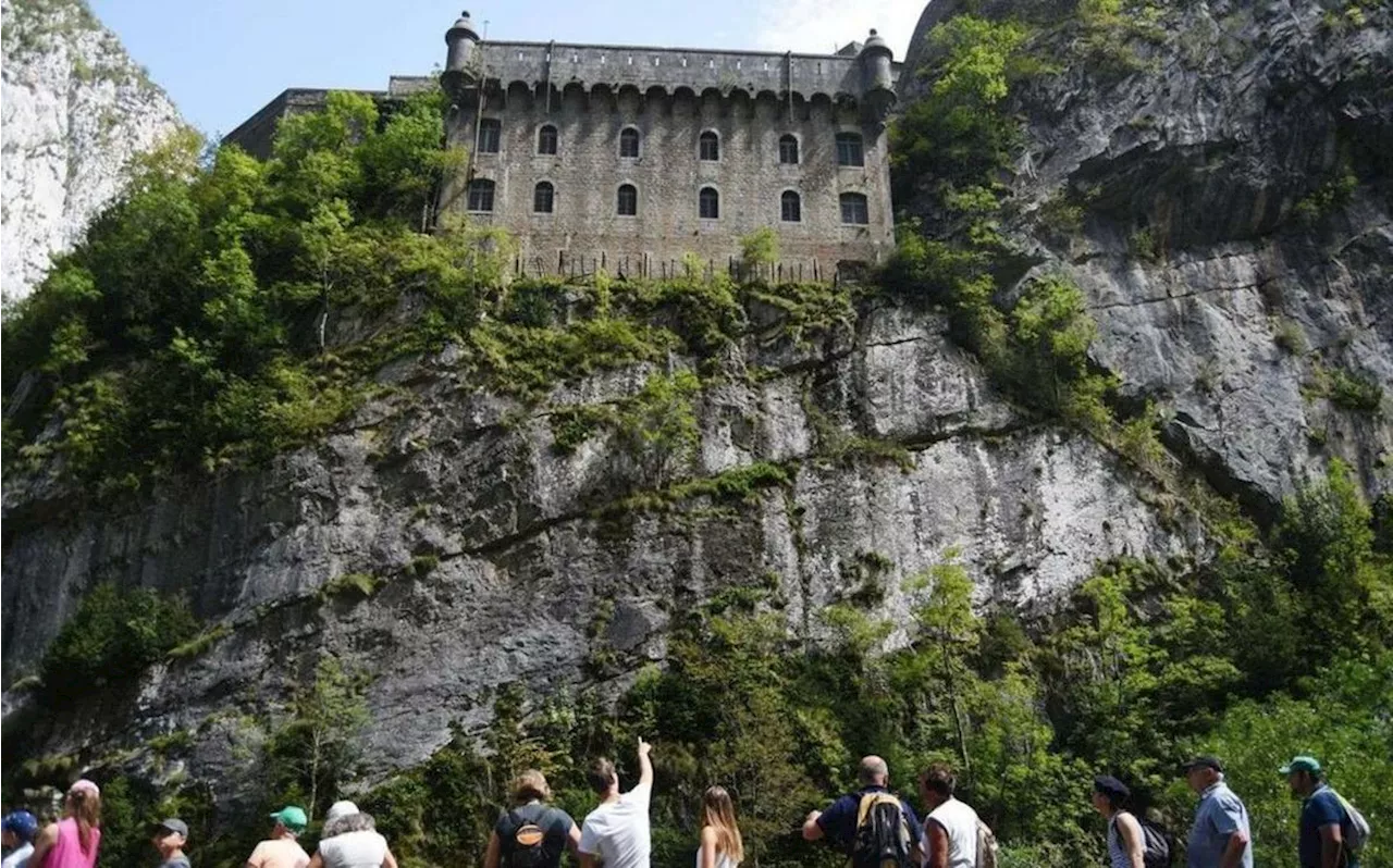 Vallée d’Aspe : c’est le moment de réserver votre visite estivale du Fort du Portalet