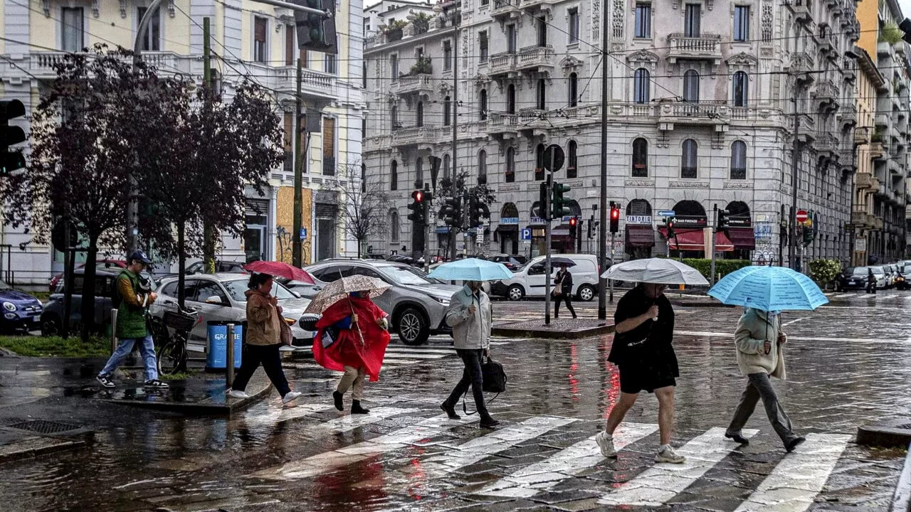 In arrivo forti temporali, diramata l'allerta meteo su 7 regioni