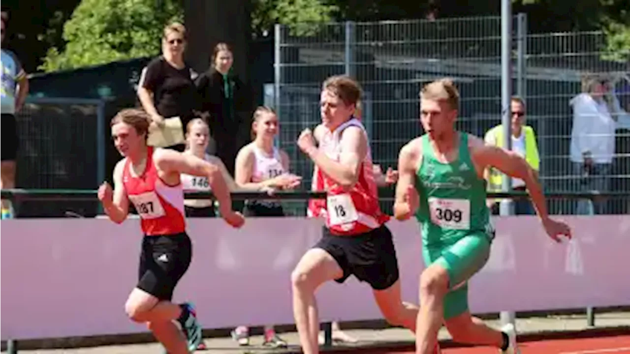 Leonard Brockhoff vom Delmenhorster TV im Pech beim Hürdenlauf