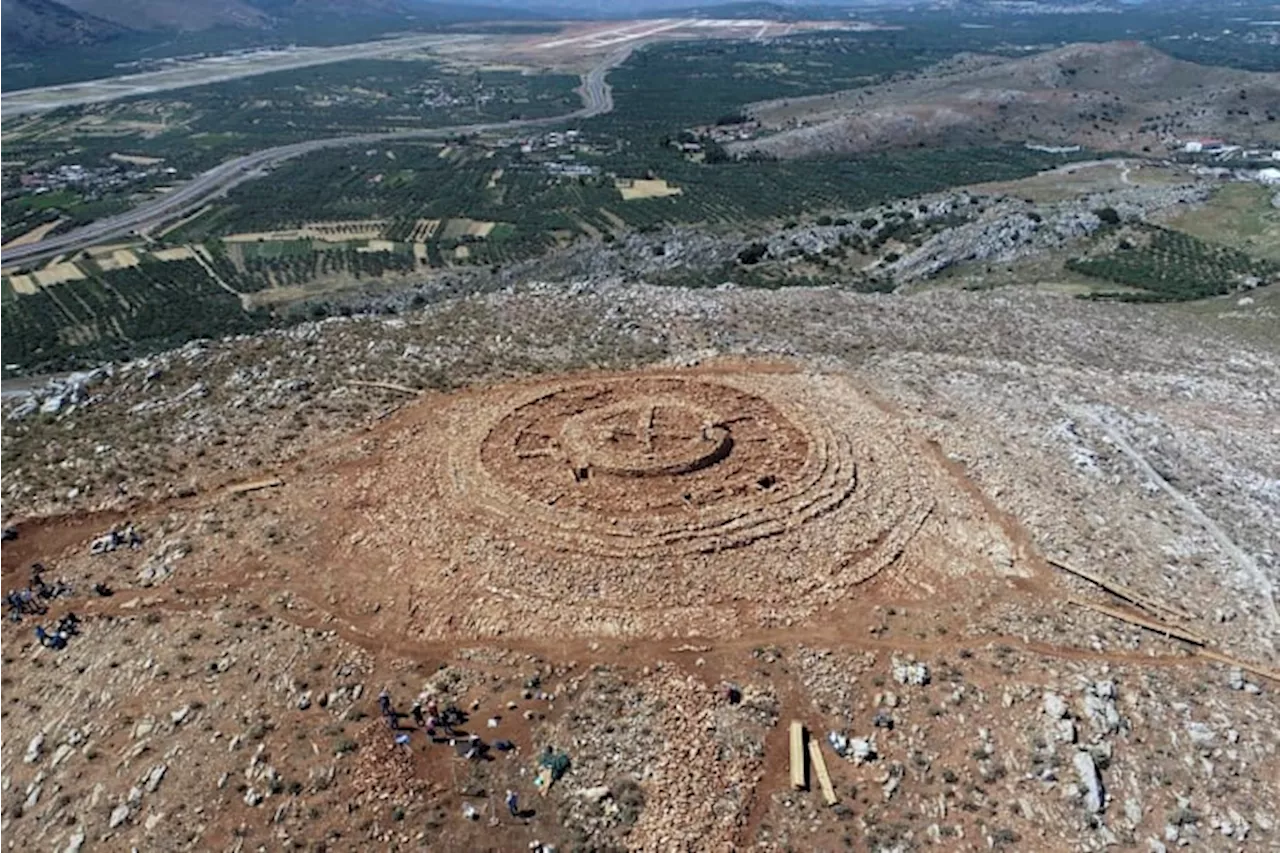 4,000-year-old Greek hilltop site mystifies archaeologists. It could spell trouble for new airport