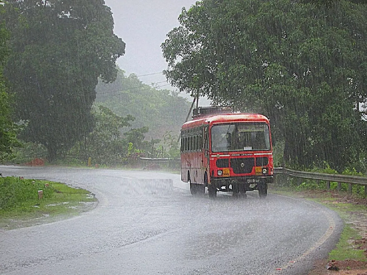 Maharahastra Weather News : कोकणासह मुंबईत जोरदार पावसाचा इशारा; 'या' भागांमध्ये ऑरेंज, यलो अलर्ट जारी