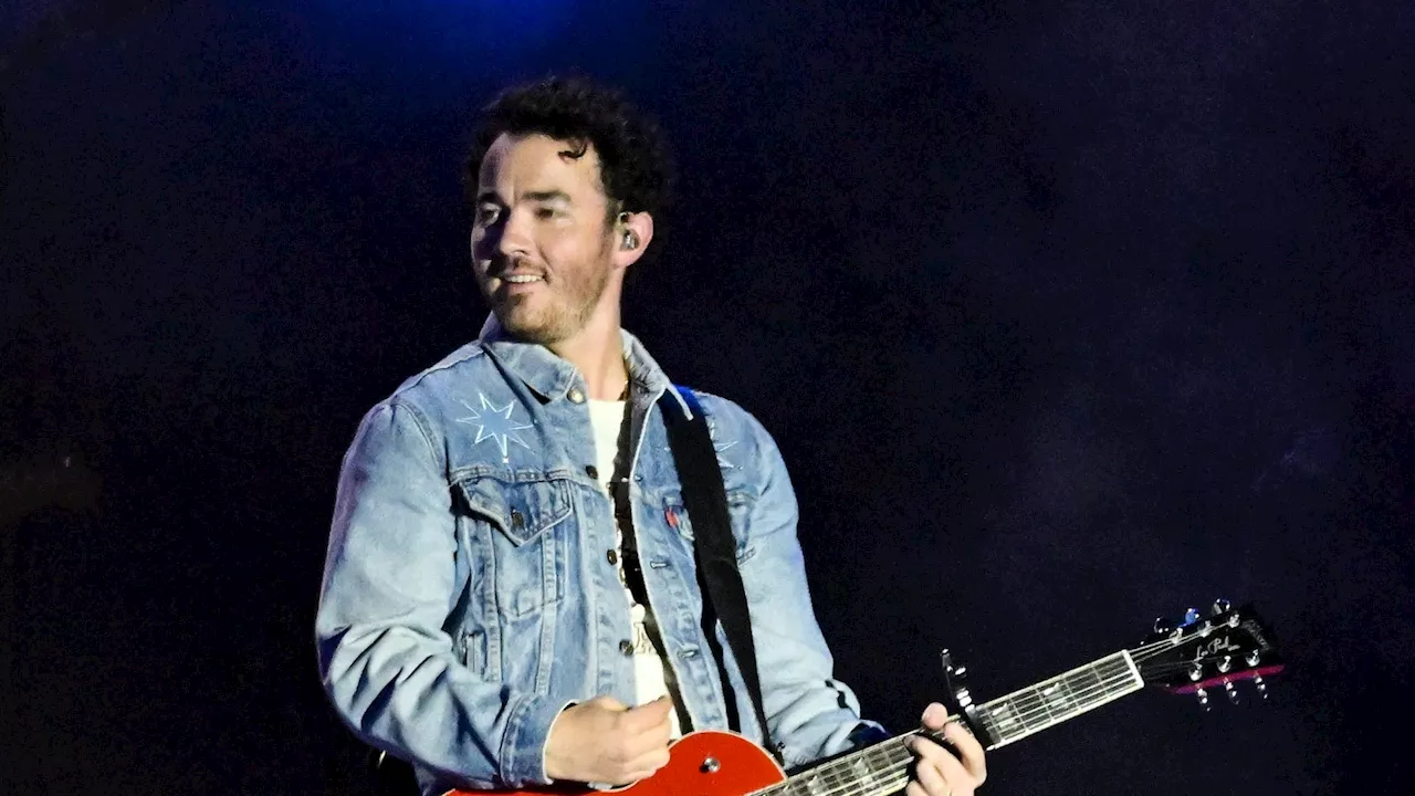 Kevin Jonas gets surgery to remove skin cancer: 'Get those moles checked, people!'