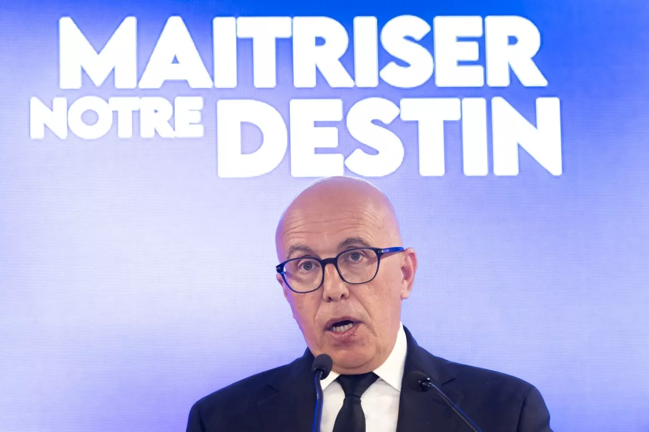 Législatives 2024 : Éric Ciotti exclu des Républicains après sa proposition d'alliance avec le RN