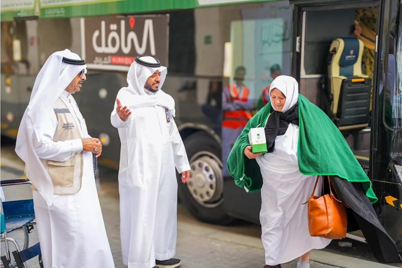 وصول طلائع ضيوف خادم الحرمين للحجّ من فلسطين