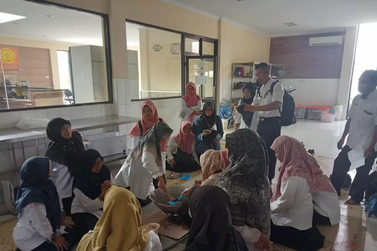 Dinas Pertanian Gunungkidul gelar bimtek olahan kakao untuk guru SMK