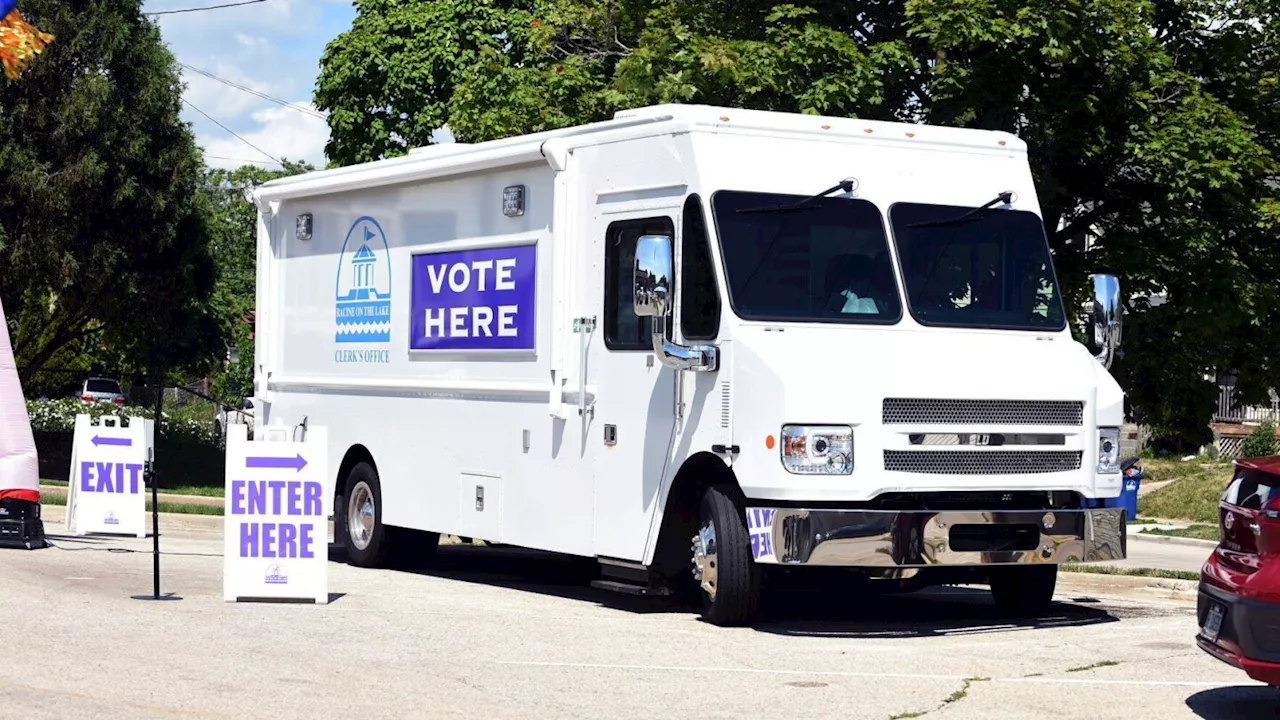 Wisconsin Supreme Court keeps ban on mobile absentee voting sites in place for now