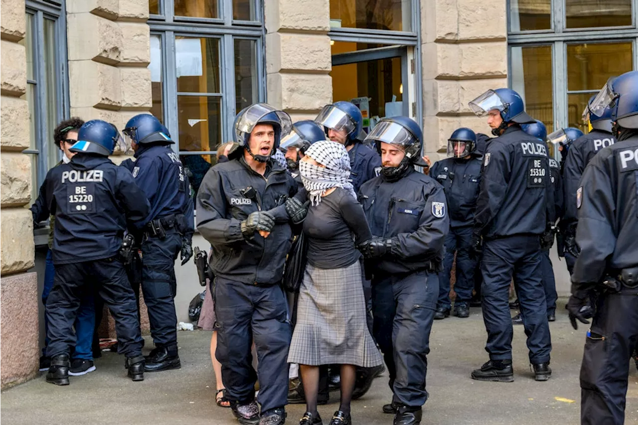 Uni-Rauswurf und Verbot roter Hamas-Dreiecke: Berliner Senat macht Ernst