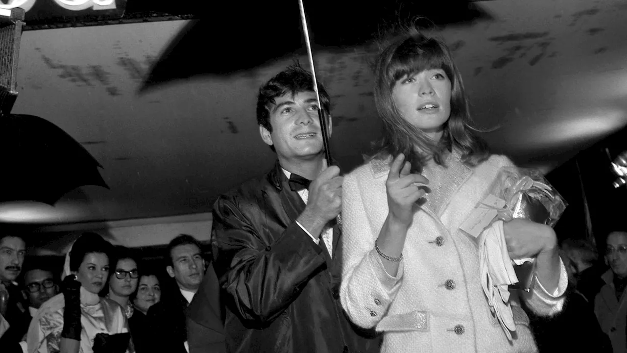 Courrèges, Saint-Laurent, Rabanne: Françoise Hardy en 5 looks iconiques