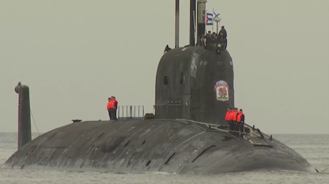 Veja imagens de navio de guerra e submarino da Rússia em porto de Cuba