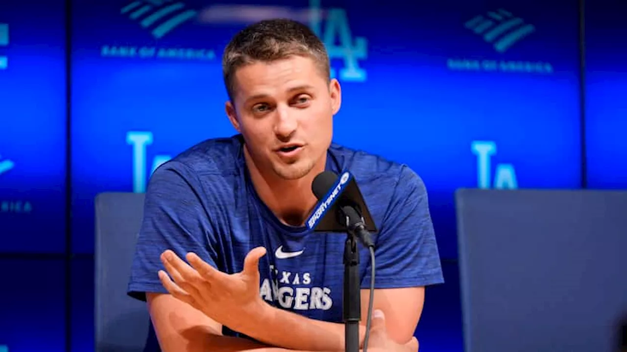 Rangers’ Corey Seager out, but receives ovation in Dodgers return