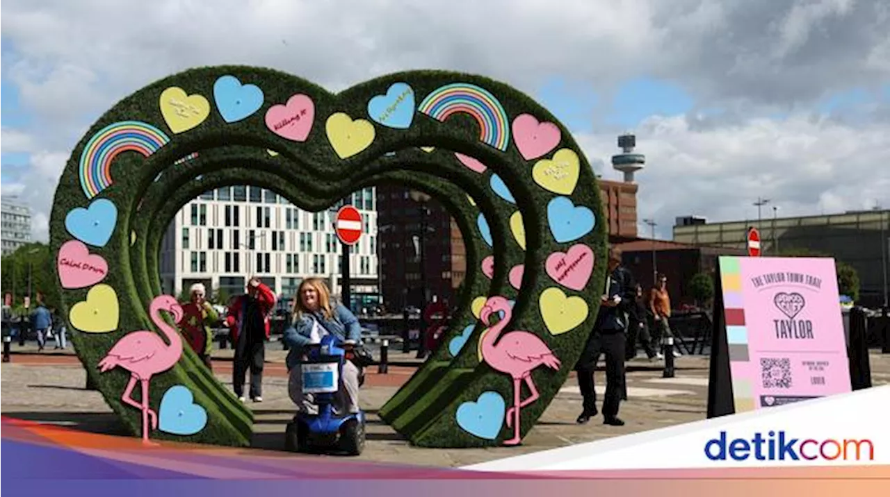 Taylor Town Semarakkan Konser Taylor Swift di Liverpool