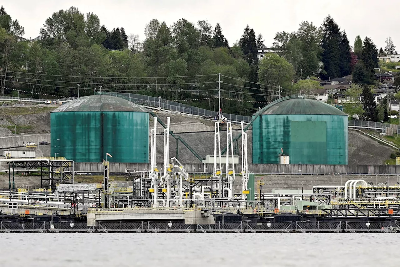 Trans Mountain pipeline running 80 per cent full, to load 22 oil tankers in Vancouver