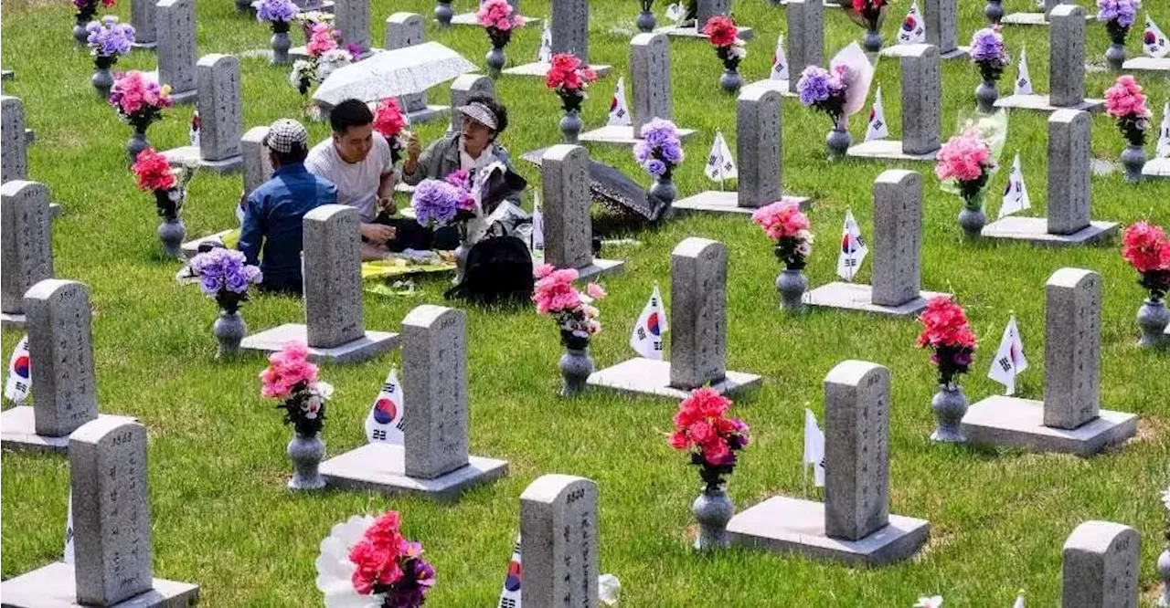 South Korean report accuses North of killing Christians during war