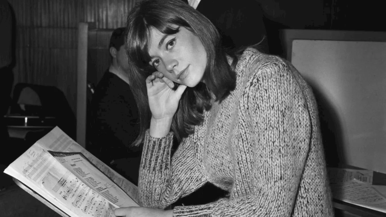 Murió la cantante y modelo francesa Françoise Hardy