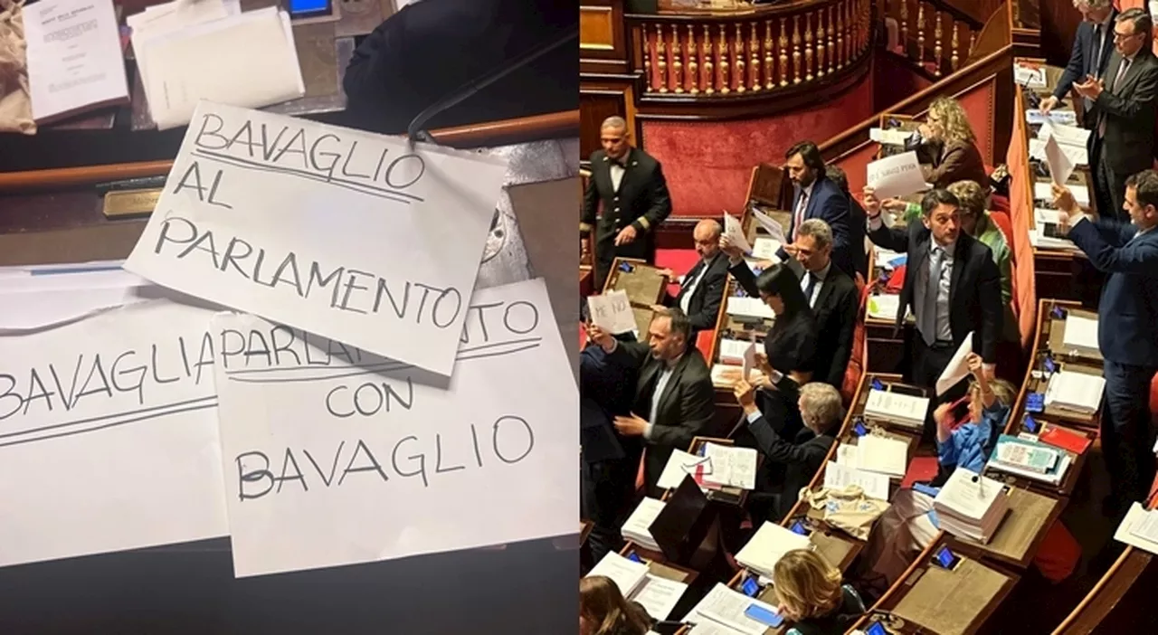 Premierato, cartelli di protesta esposti al Senato: approvato l'articolo 5 con elezione diretta