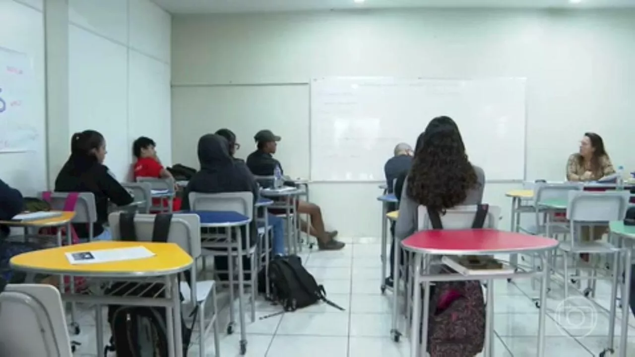 No Rio Grande do Sul, 23 mil alunos seguem sem aulas depois das enchentes