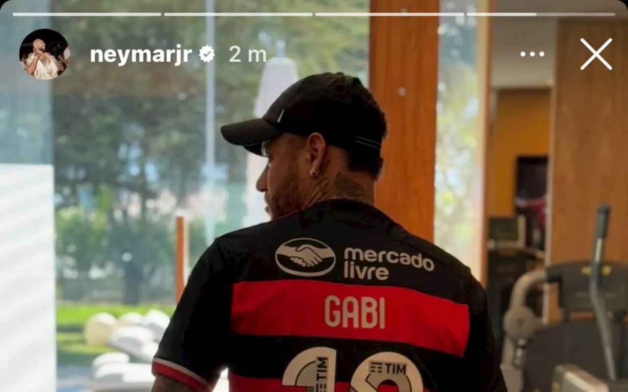 Neymar aparece com 'camisa 10 de Gabigol' e deixa torcedores do Flamengo animados