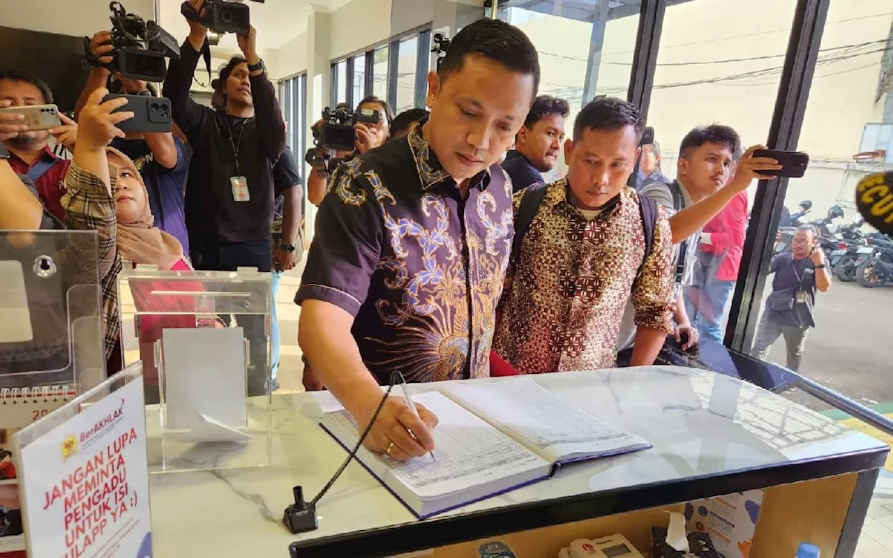 Kompol Rossa Berulah, Staf Hasto Jadi Kesulitan Menafkahi Keluarga di Rumah