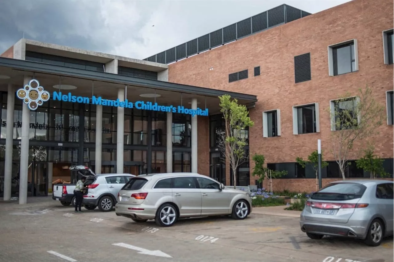 Weekend power failure plunges Nelson Mandela Children's Hospital into darkness