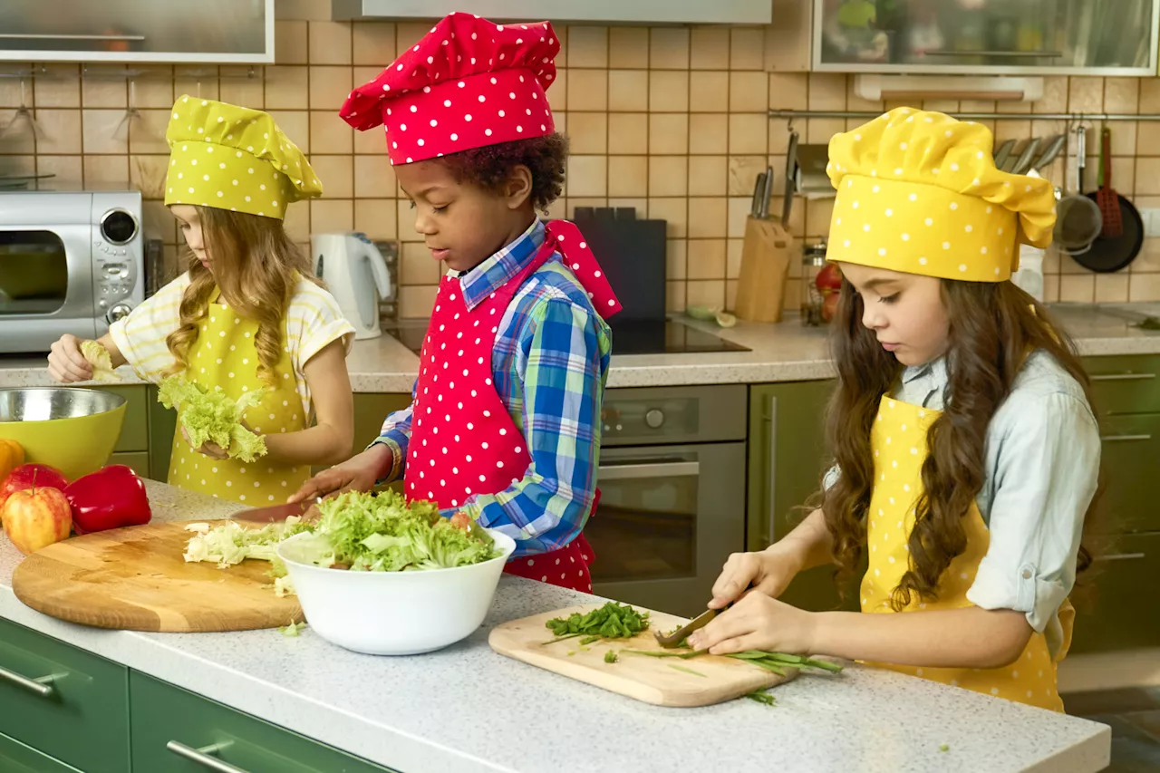 ‘It’s an essential skill’ - Should cooking be compulsory in school?