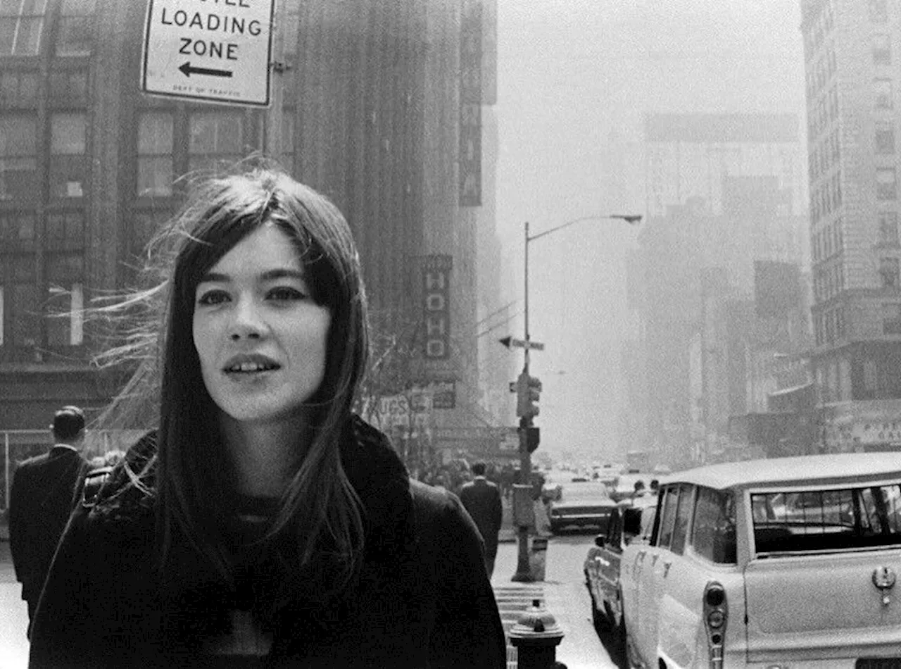 La France pleure Françoise Hardy, une de ses dernières icônes des sixties