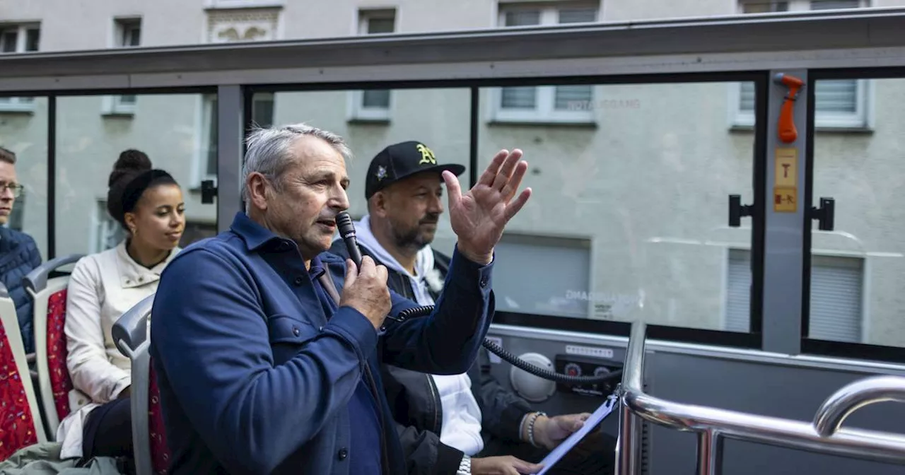 Fortuna Düsseldorf: Hier macht Klaus Allofs eine Stadtrundfahrt mit Fans​