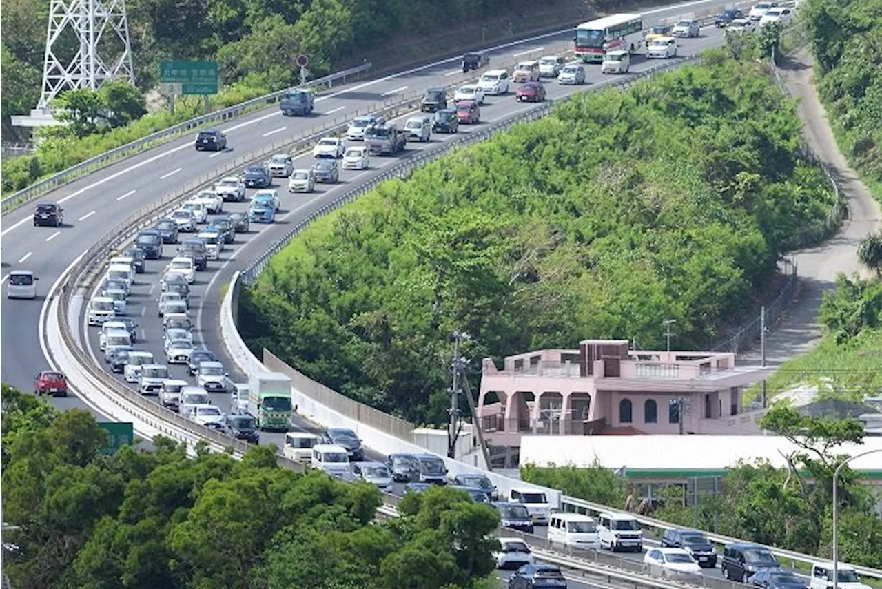 【観光・交通】「車社会」で深刻な渋滞 鉄軌道導入、9割が賛成＜争点を探る・6.16沖縄県議選＞4