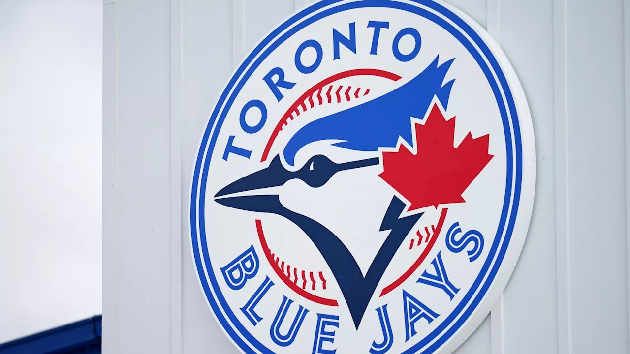 Blue Jays Superstar Linked To Yankees By Insider Although Trade Is Unlikely