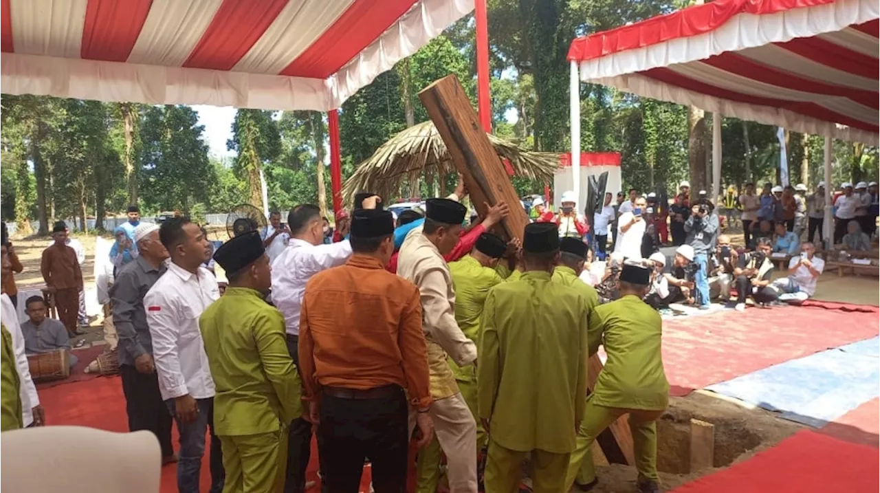 Mengenal Tradisi Tegak Tiang Tuo, Kearifan Lokal Saat Membangun Rumah di Masyarakat Jambi