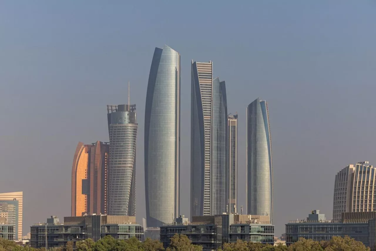 Abu Dhabi’s First IPO of the Year Falls 10% in Trading Debut