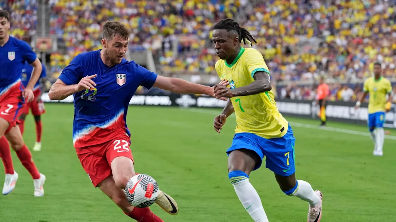 Borussia Mönchengladbach: Joe Scally mit Premiere gegen Brasilien!