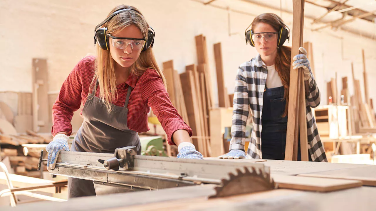 Im Handwerk: 1. Bundesland bietet Schülern Geld für Praktikum