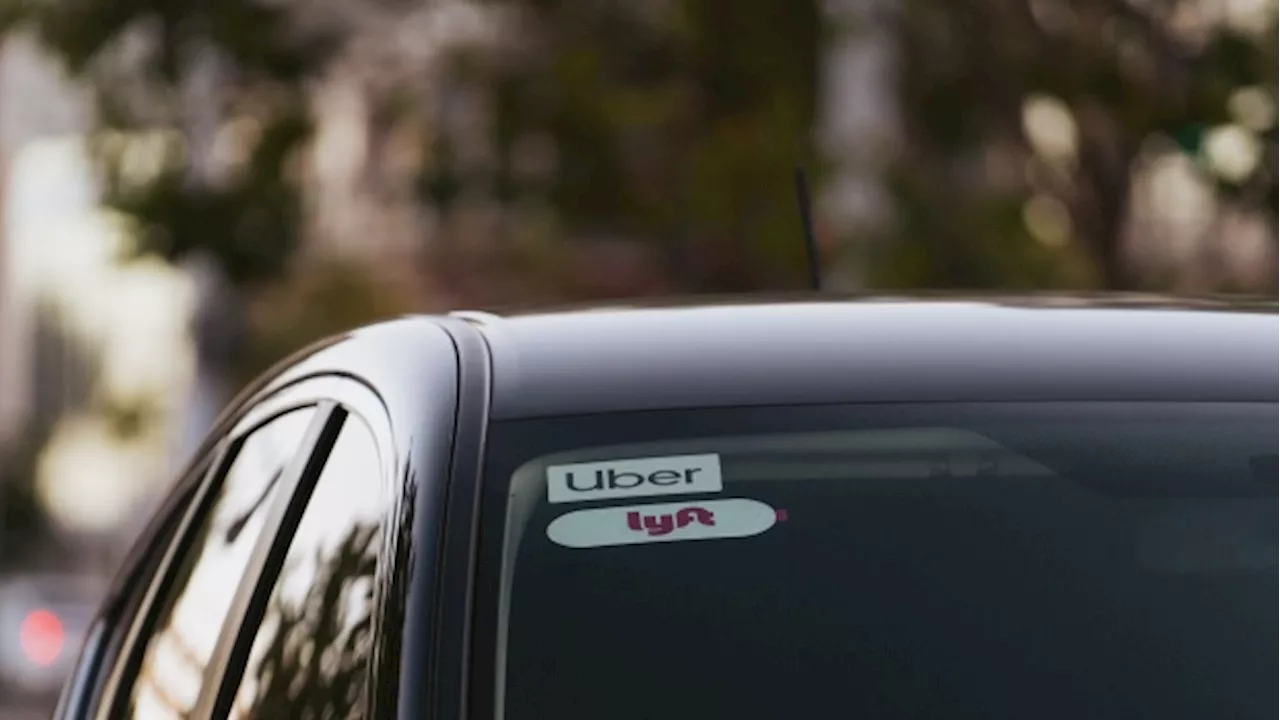 US Lawmakers Take On Uber, Lyft Rider Surveillance in New Bill